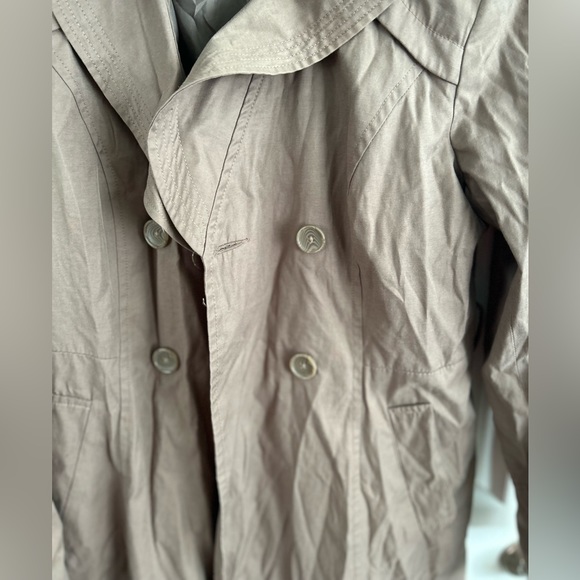 Suzy Shier Light Casual Brown Jacket - Picture 2 of 4